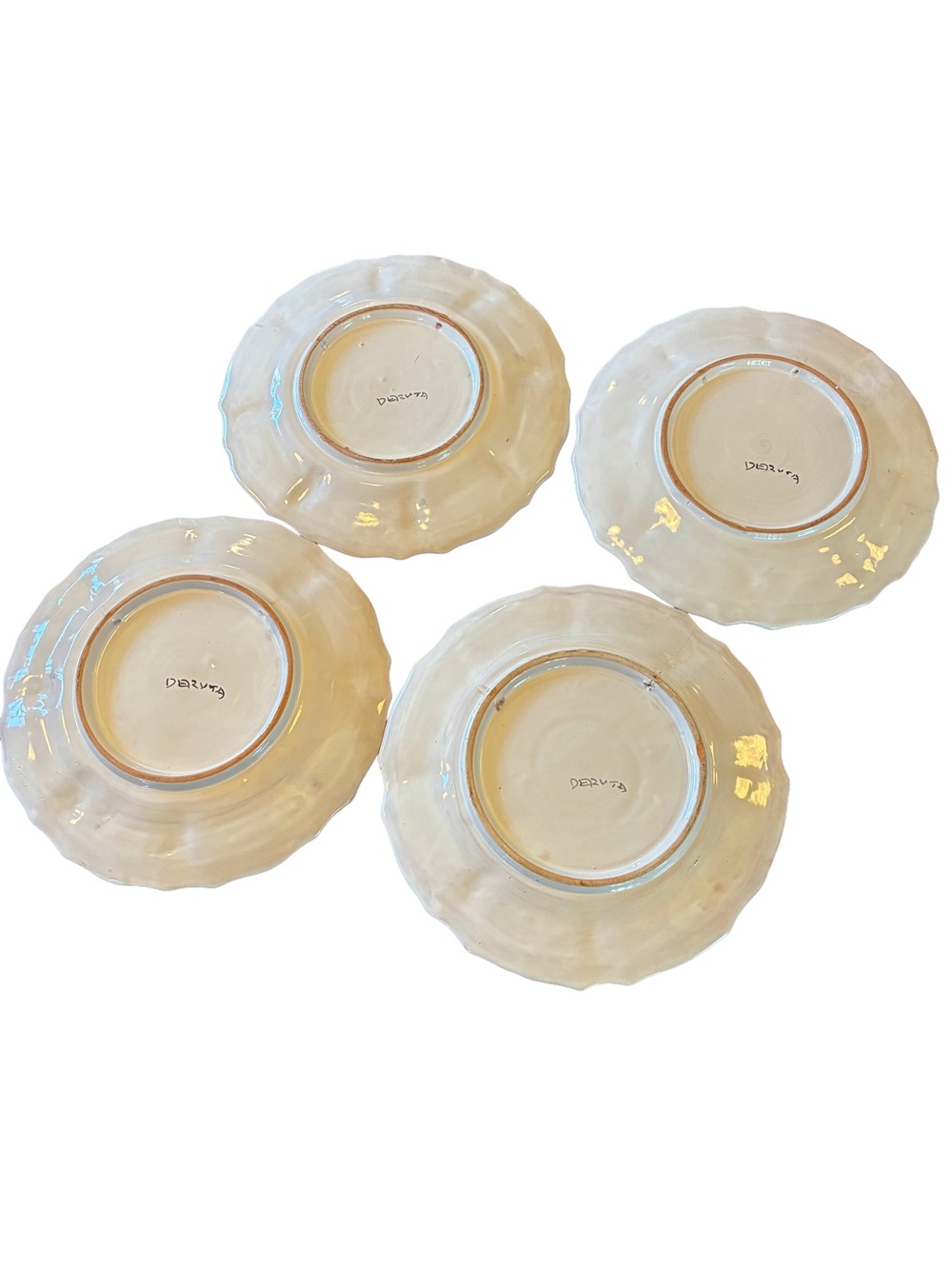 Vintage Deruta Italy Hand Painted Majolica Floral Wall Plates Set of 4 - READ - Picture 6 of 11